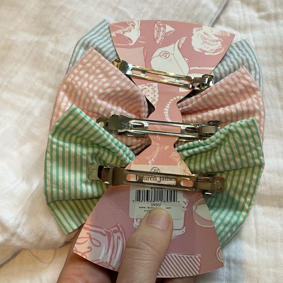 Lauren James Seersucker pastel bows set of 3 - Picture 2 of 2